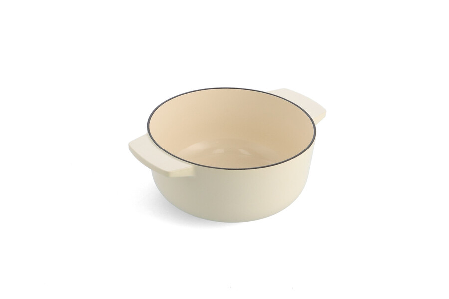 non-stick casserole 26cm ceramic coated almond cream